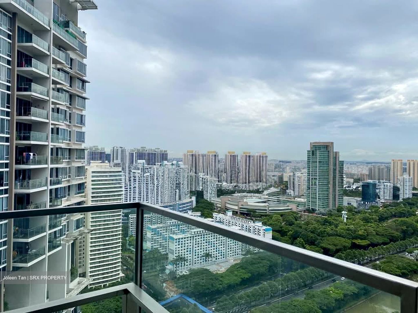 Vista Residences (D12), Condominium #557411761